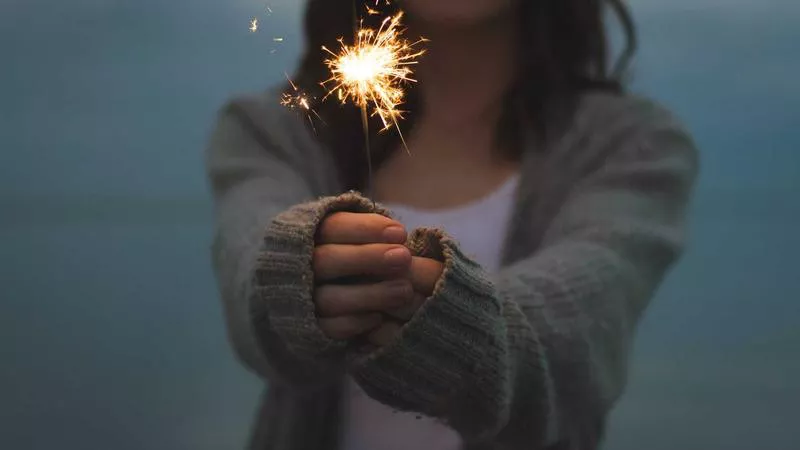 Kỹ thuật chăm sóc và úm gà con mới nở đạt tỷ lệ sống cao
